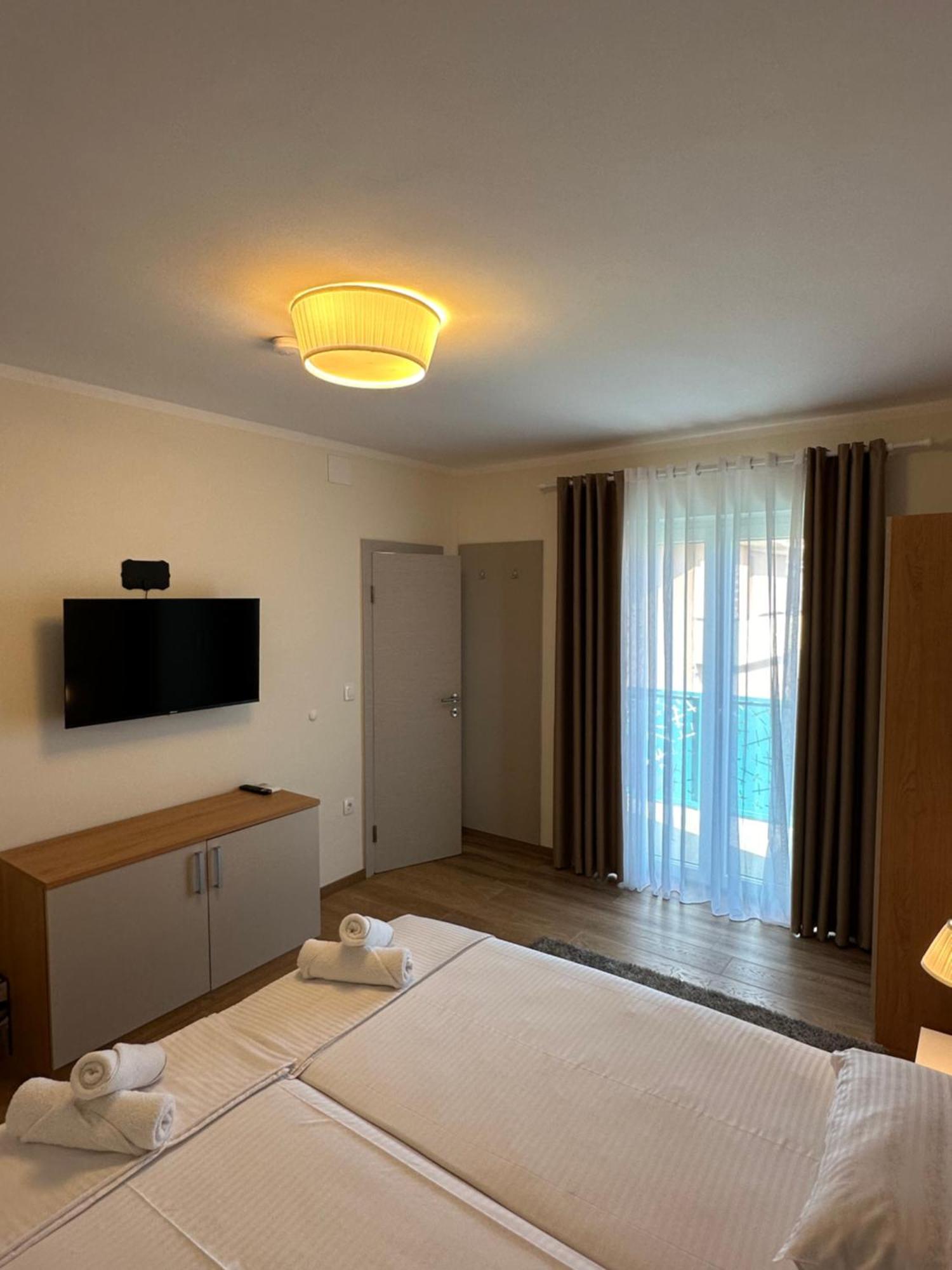 Luxury Apartments Vili อูมัค ภายนอก รูปภาพ